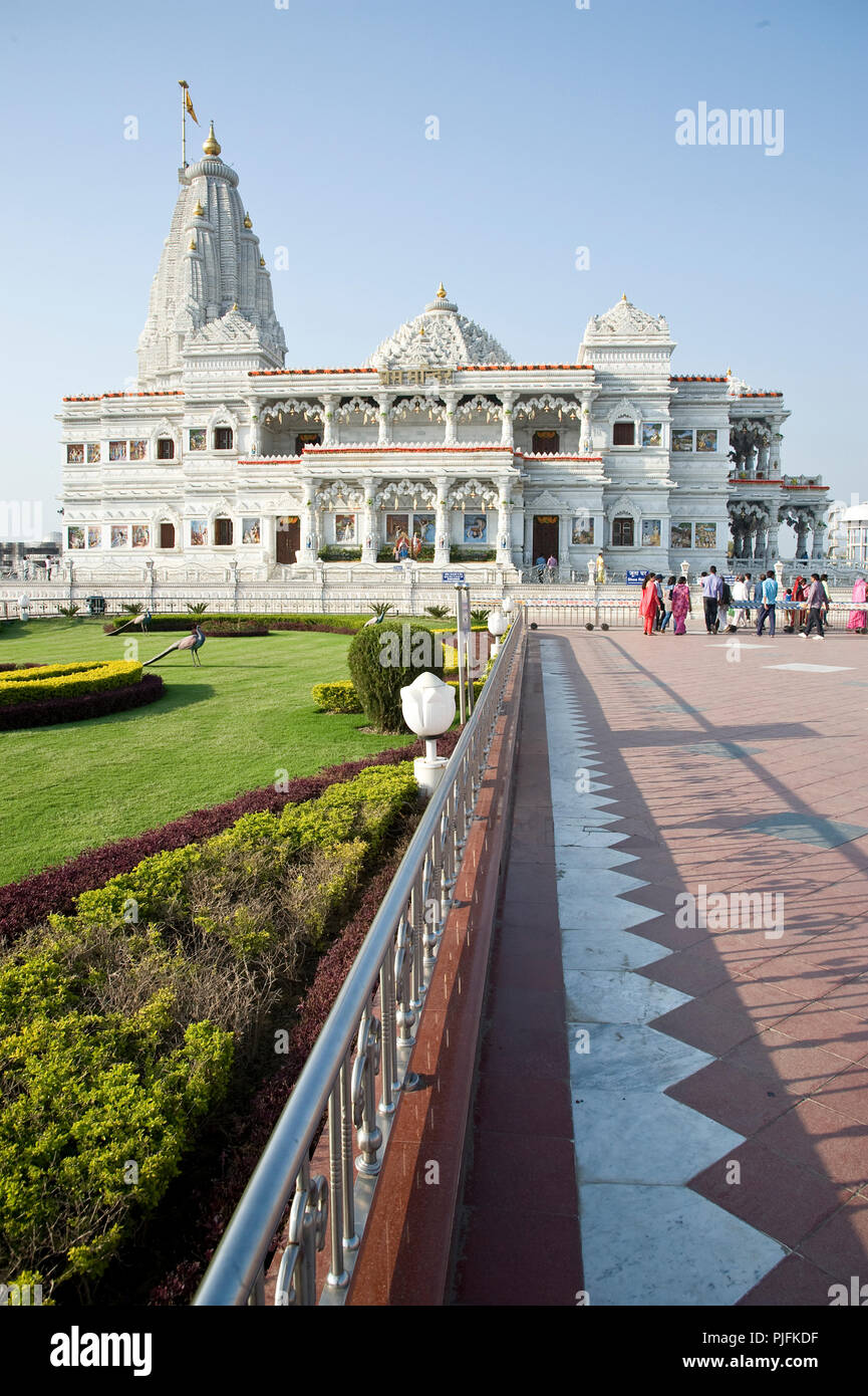 Free download 2016 View of Prem Mandir or love temple The Temple of Divine  [865x1390] for your Desktop, Mobile & Tablet | Explore 23+ Mathura  Wallpapers |