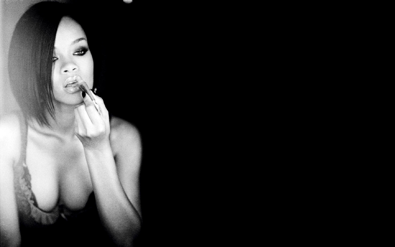 Rihanna Wallpaper Desktop Background