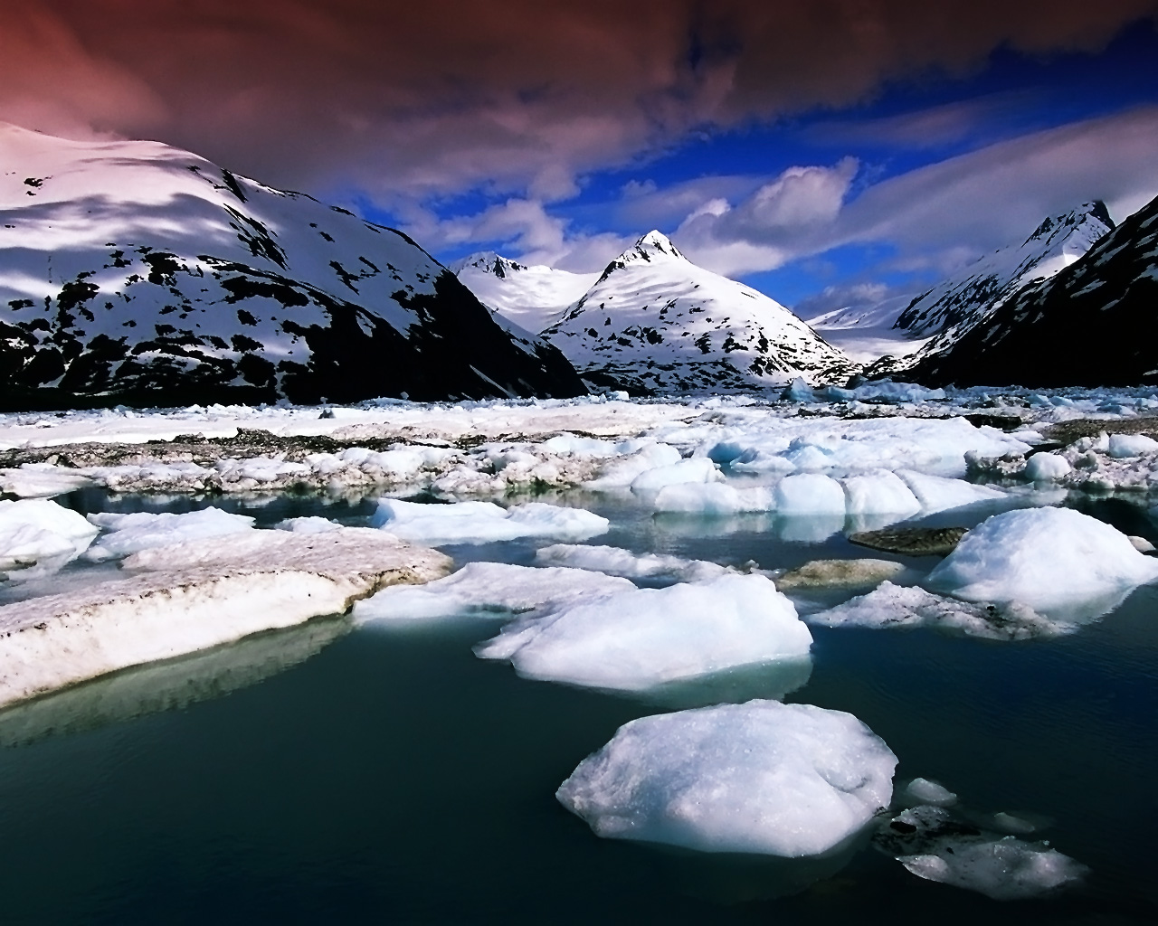 Greenland Mounting Ice HD Widescreen Wallpaper