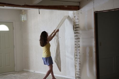 Yes You Can How To Remove Wallpaper From Unprimed Drywall