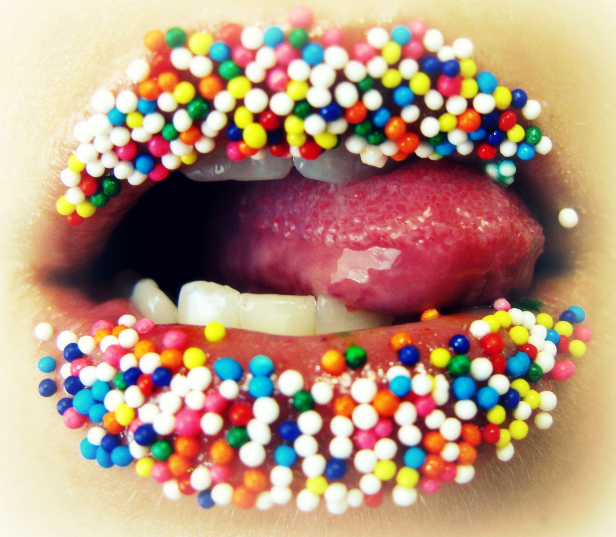 Candy Lips Wallpaper Tongue