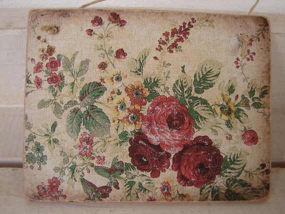French Shabby Chic Victorian Style Wallpaper On Wooden Tag With Old S
