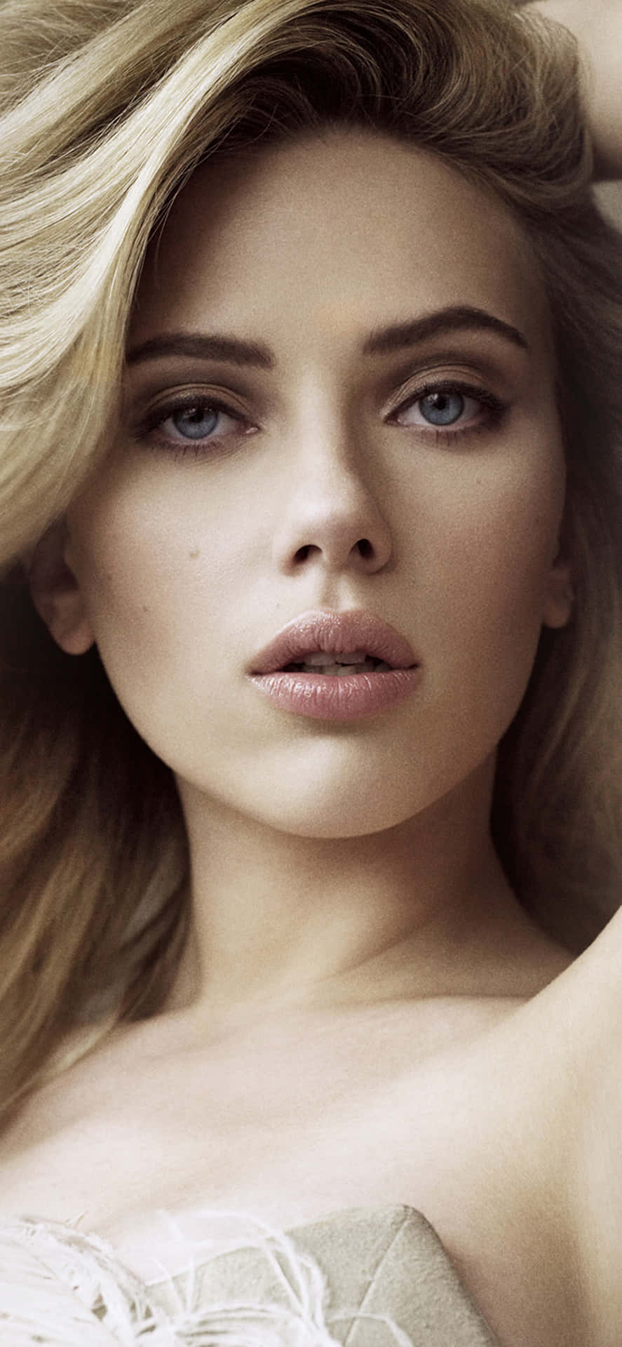 The Black Widow iPhone A Must Wallpaper