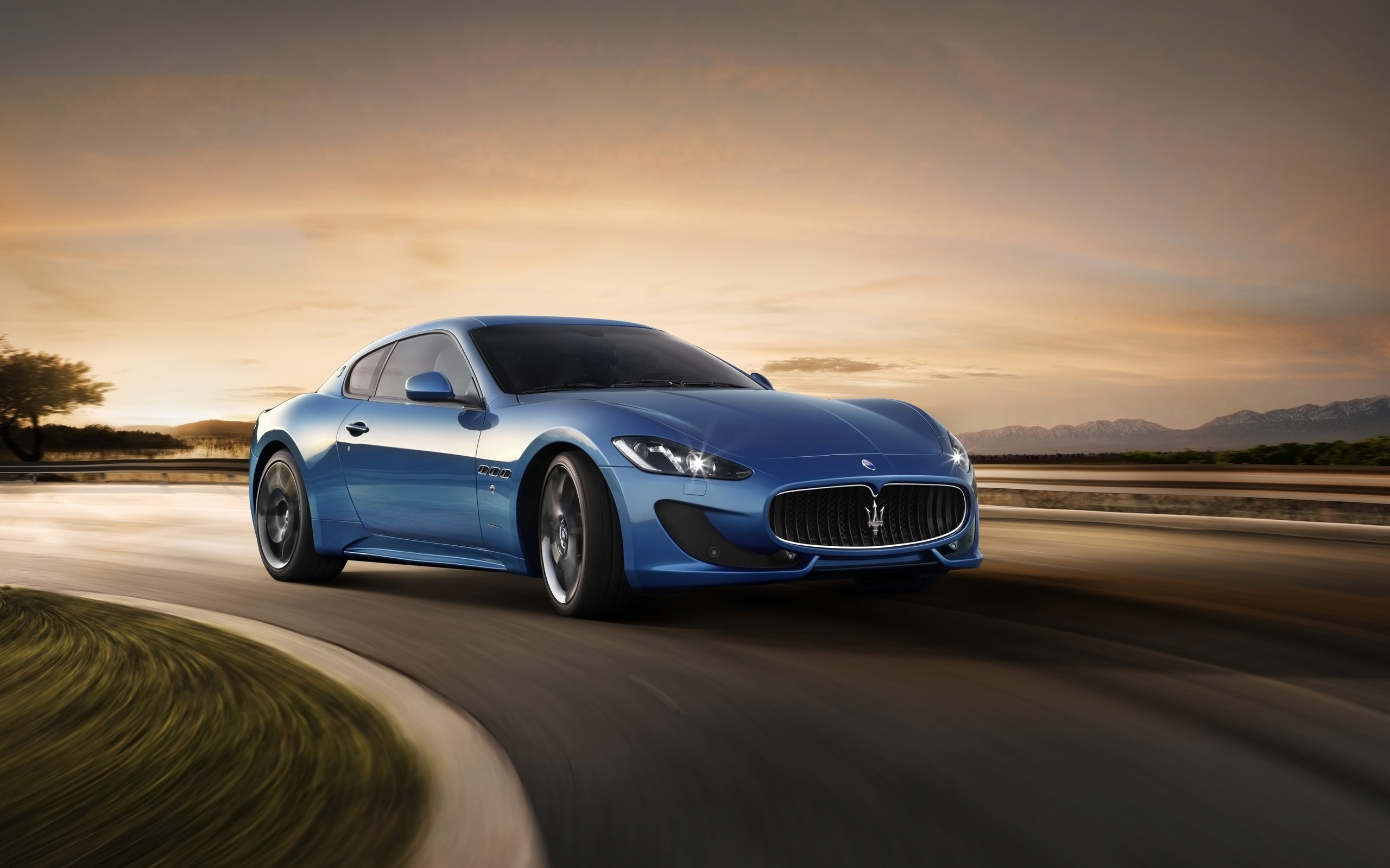 Maserati Granturismo Sport Wallpaper HD Car