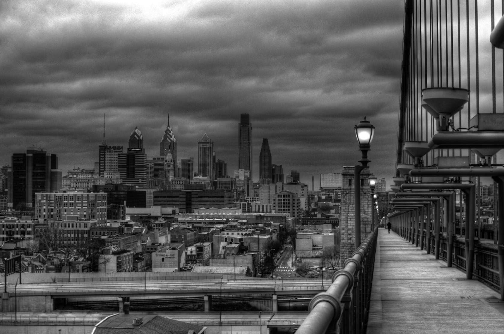 Black And White City Wallpaper HD