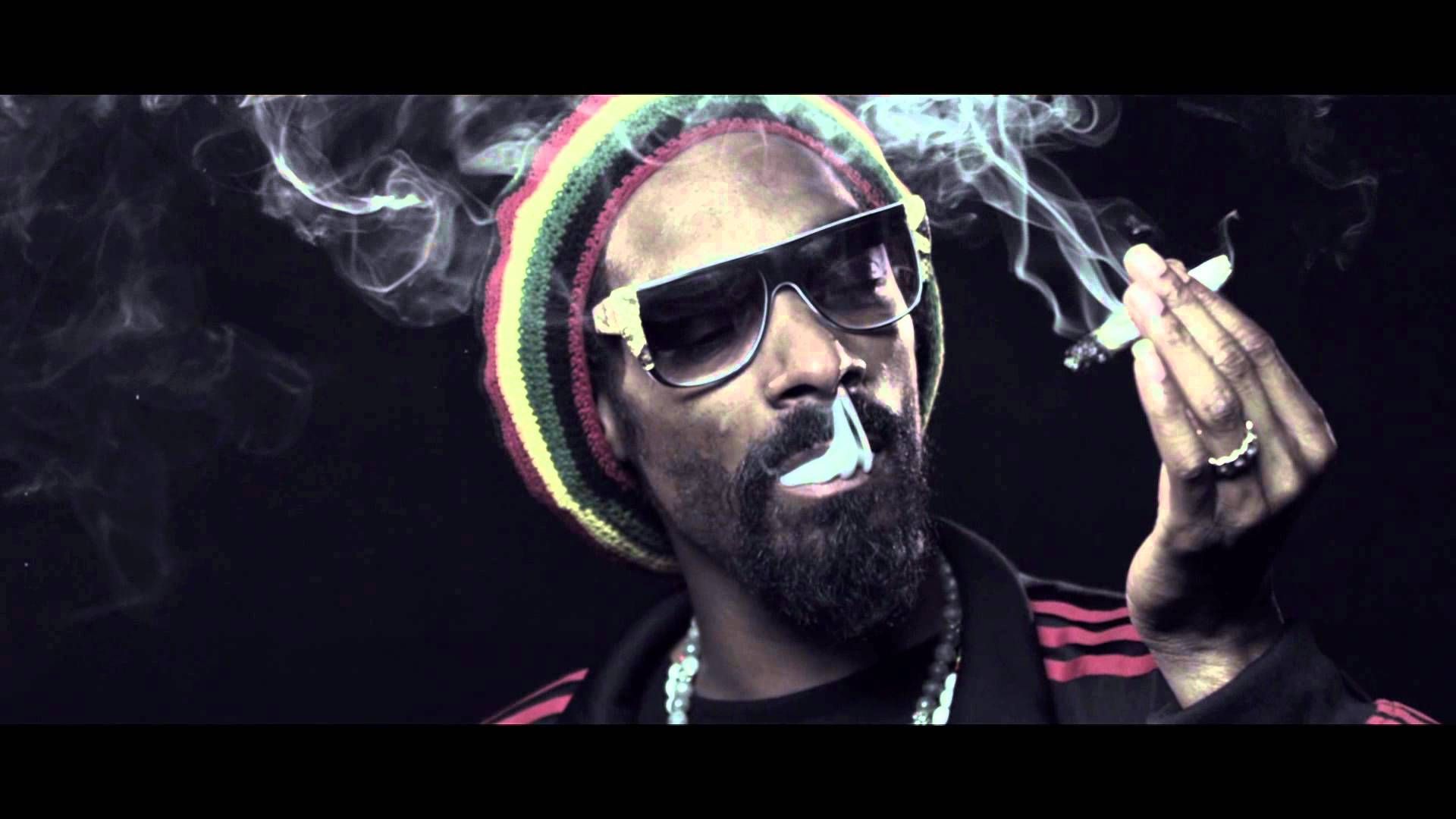 Snoop Dogg Weed Wallpaper Top Background
