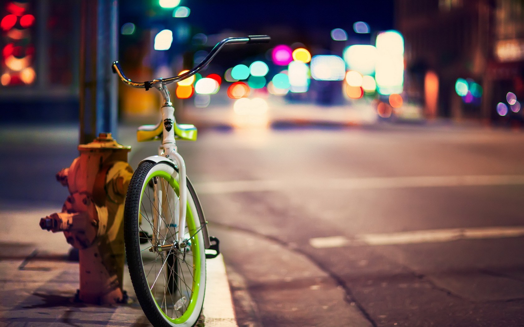 Bicycle City Street HD Wallpaper