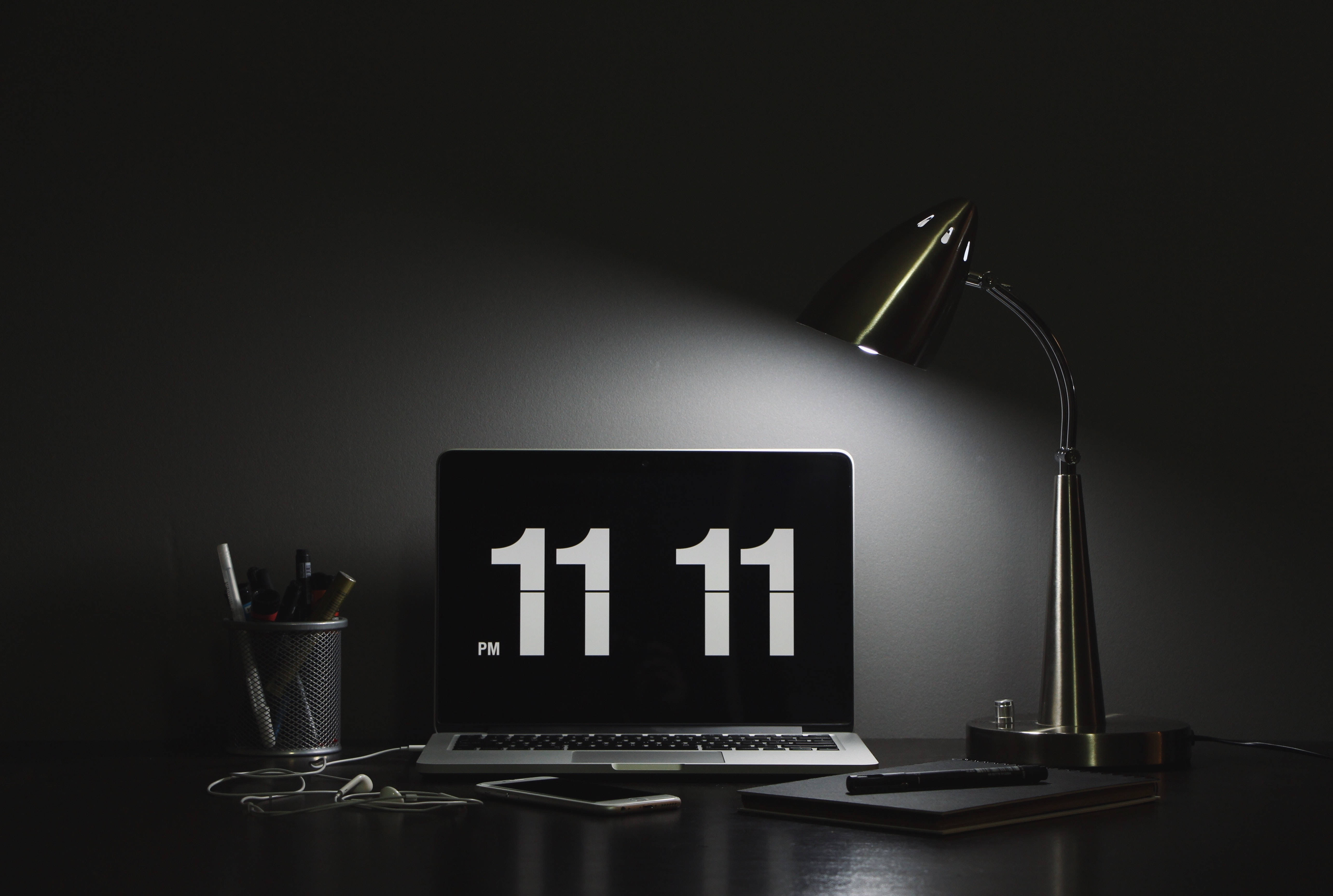 Black And White Office Desk Desktop Wallpaper