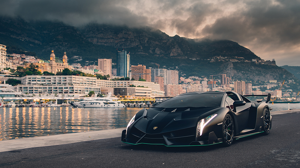 One Of The Nine Lamborghini Veneno Roadsters Is Going Up For
