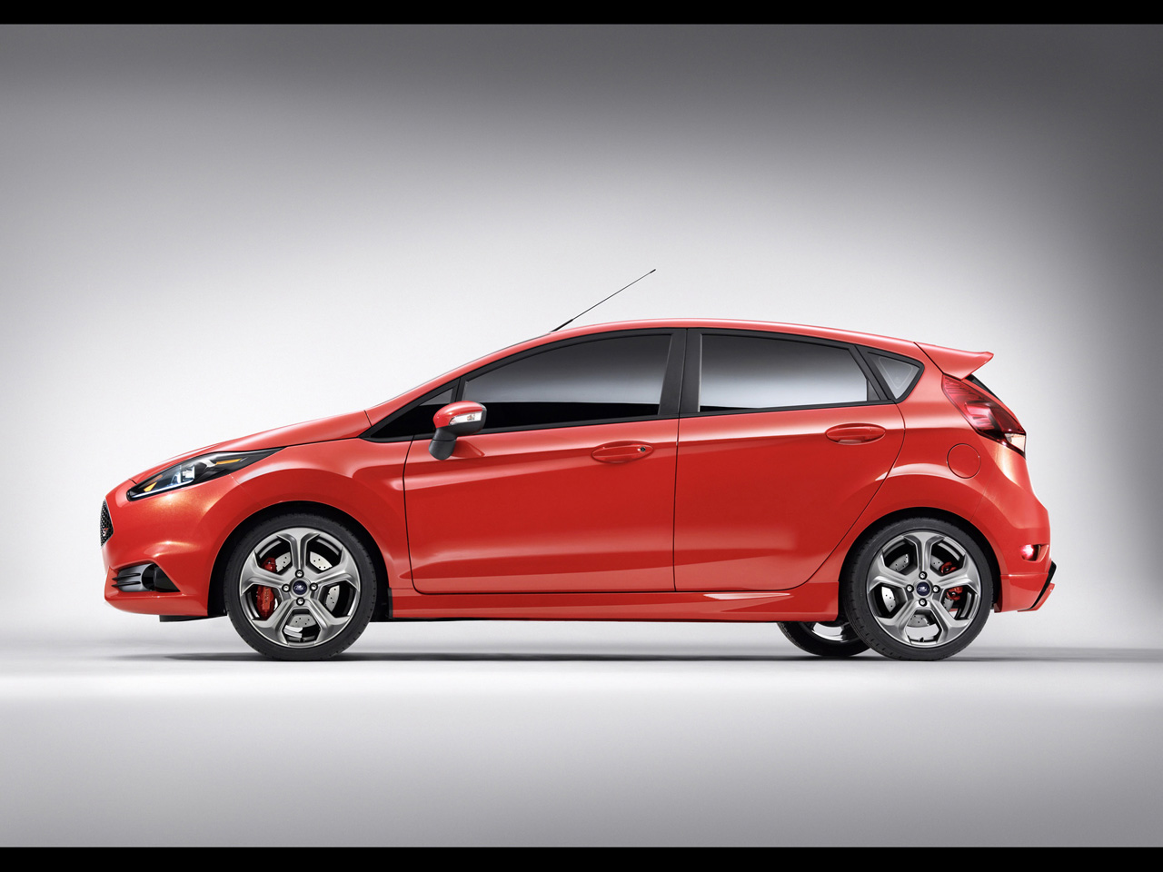 Ford Fiesta St Concept Side Wallpaper