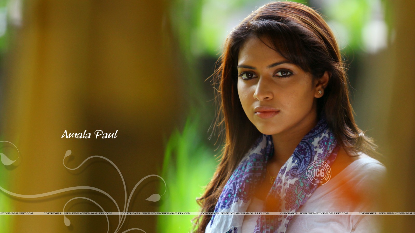 Actress Amala Paul HD Mobile Wallpapers free download