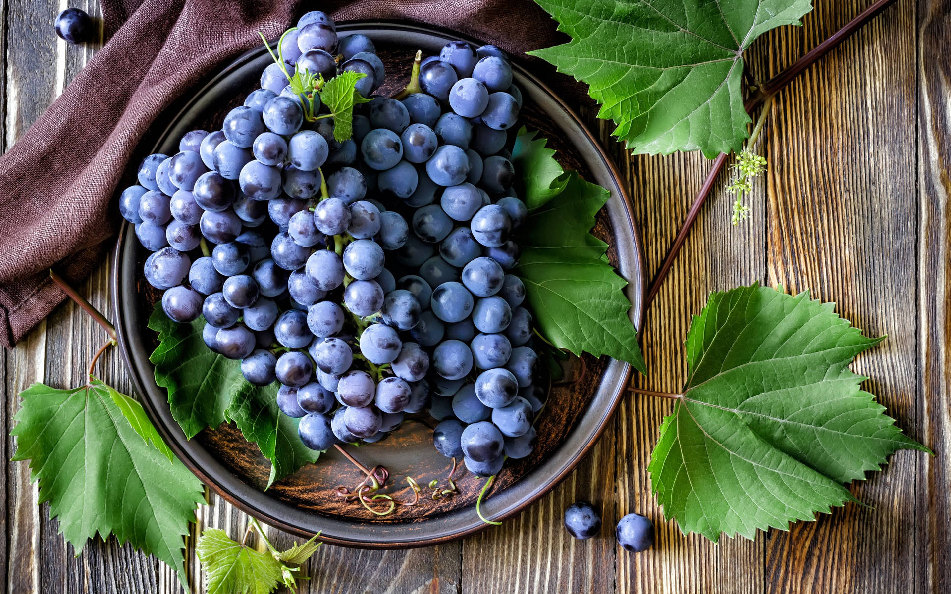 Grape 8nwr7n8ikqh9e36t Wallpaper