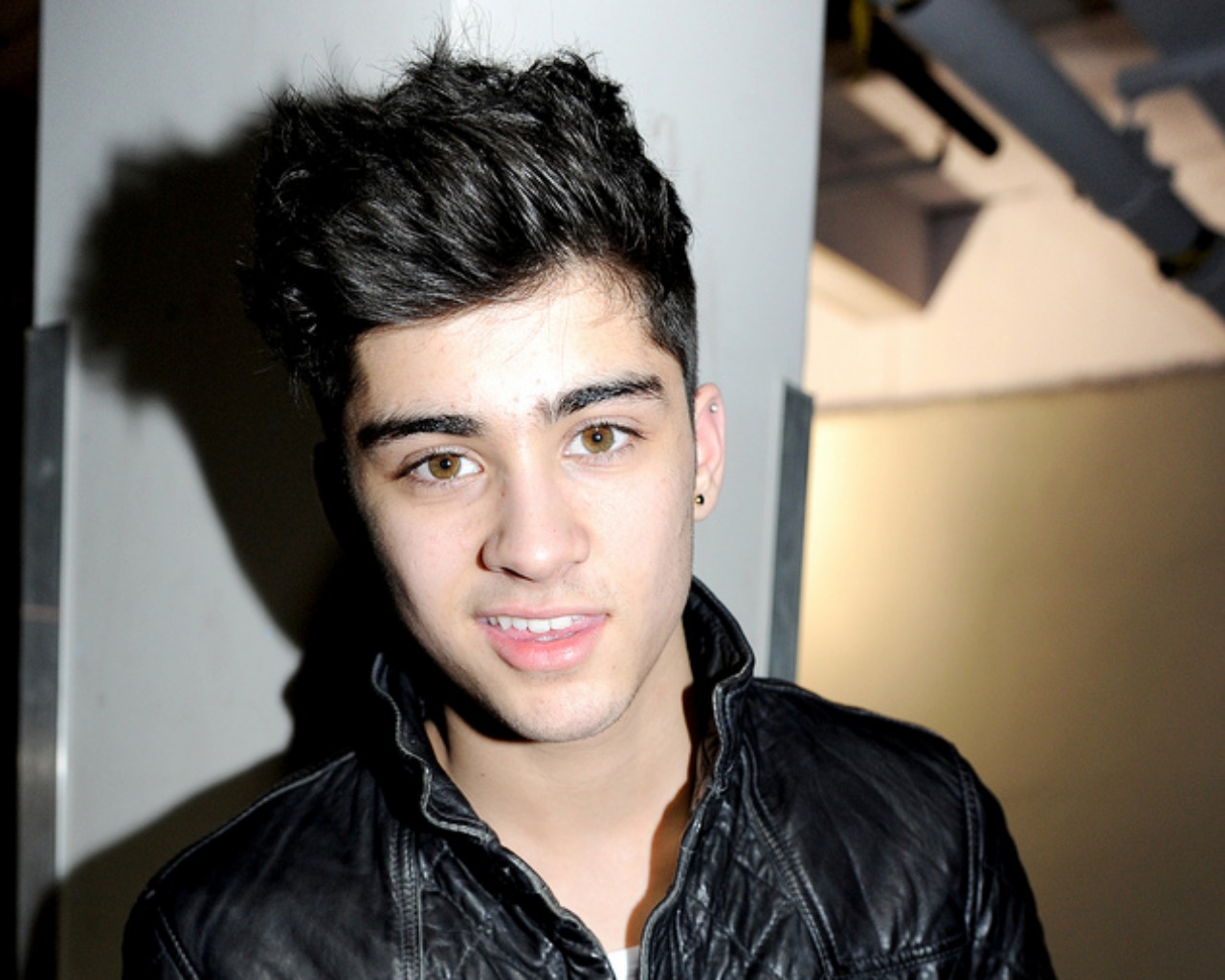  Zayn malik hd backgrounds wallpaper and make this wallpaper for your