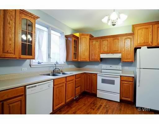 It S A Great Kitchen Just Lacks Personality The Landlord Approved My