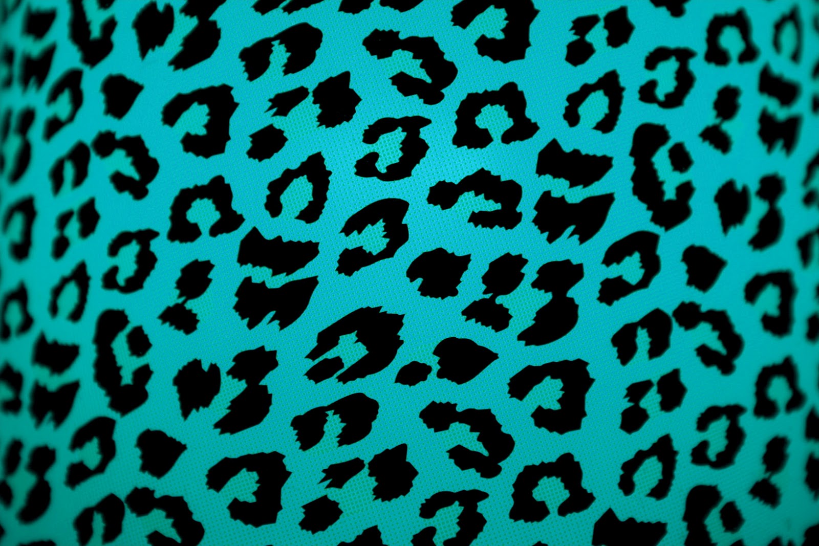 Leopard Print Pattern Background For Powerpoint Ppt