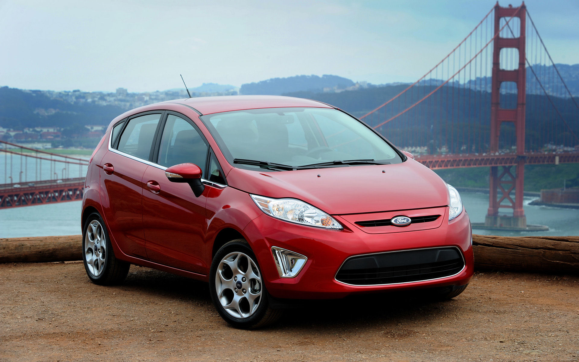 Автомобили для женщин. Ford Fiesta