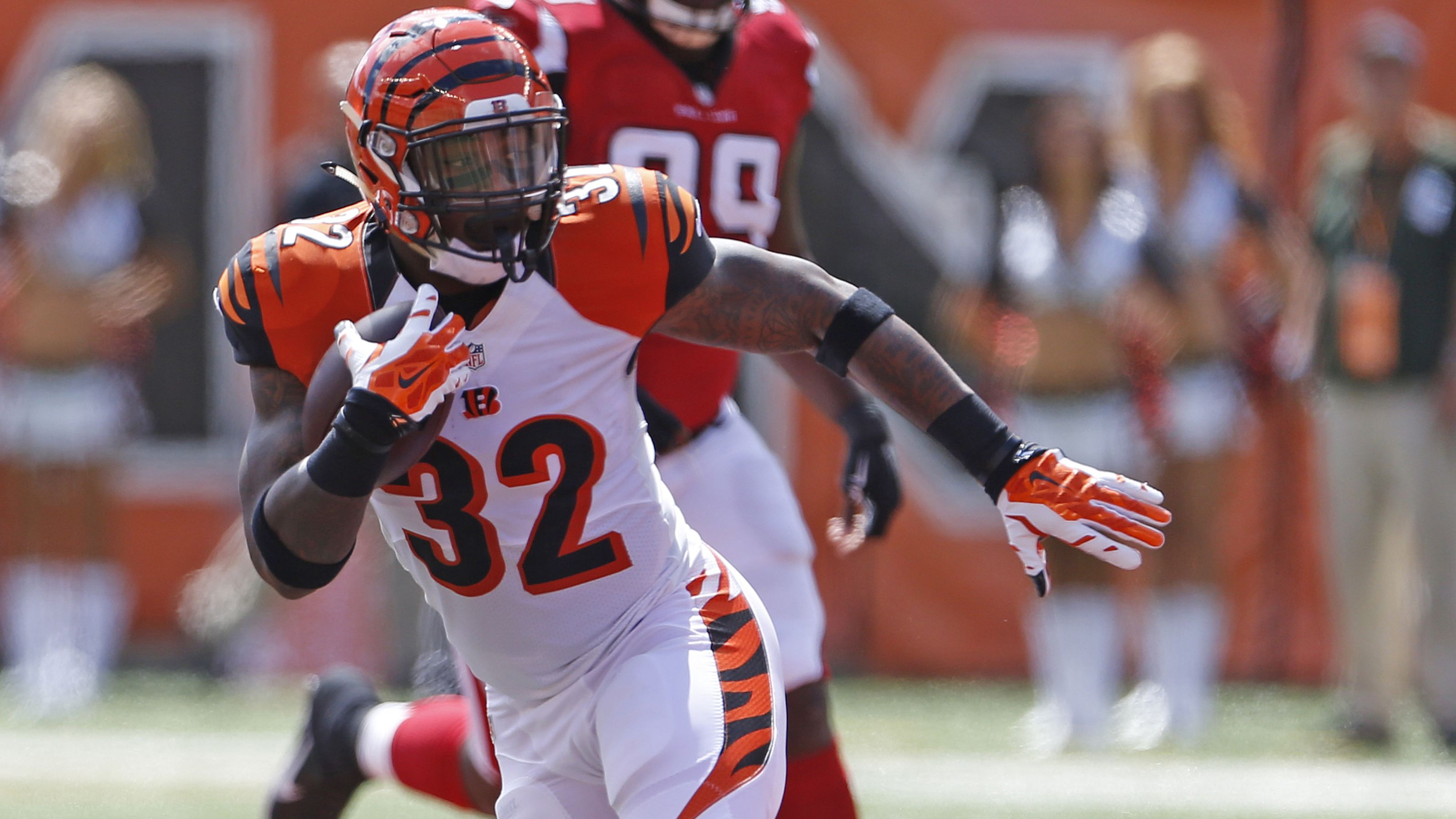 Meet Bengals RB Jeremy Hill on Beyond The Stripes 3200x1800