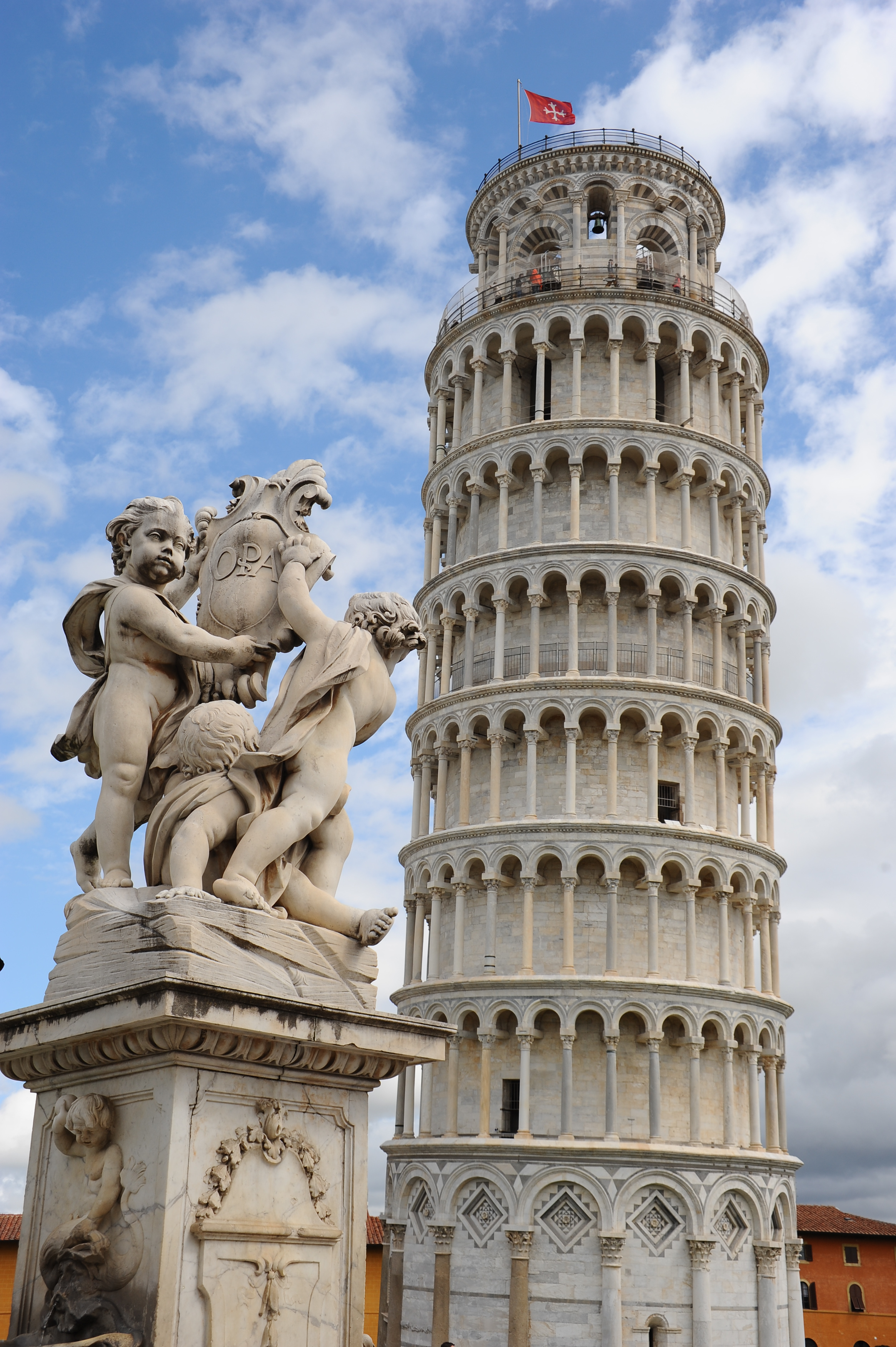 File Putti Fountain And The Leaning Tower Of Pisa Background Piazza