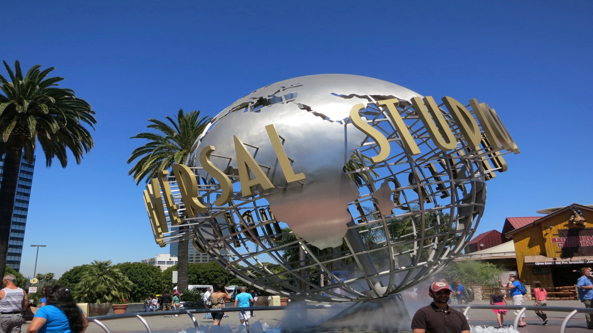 Universal Studios Hollywood Theme Park In California HD Wallpaper