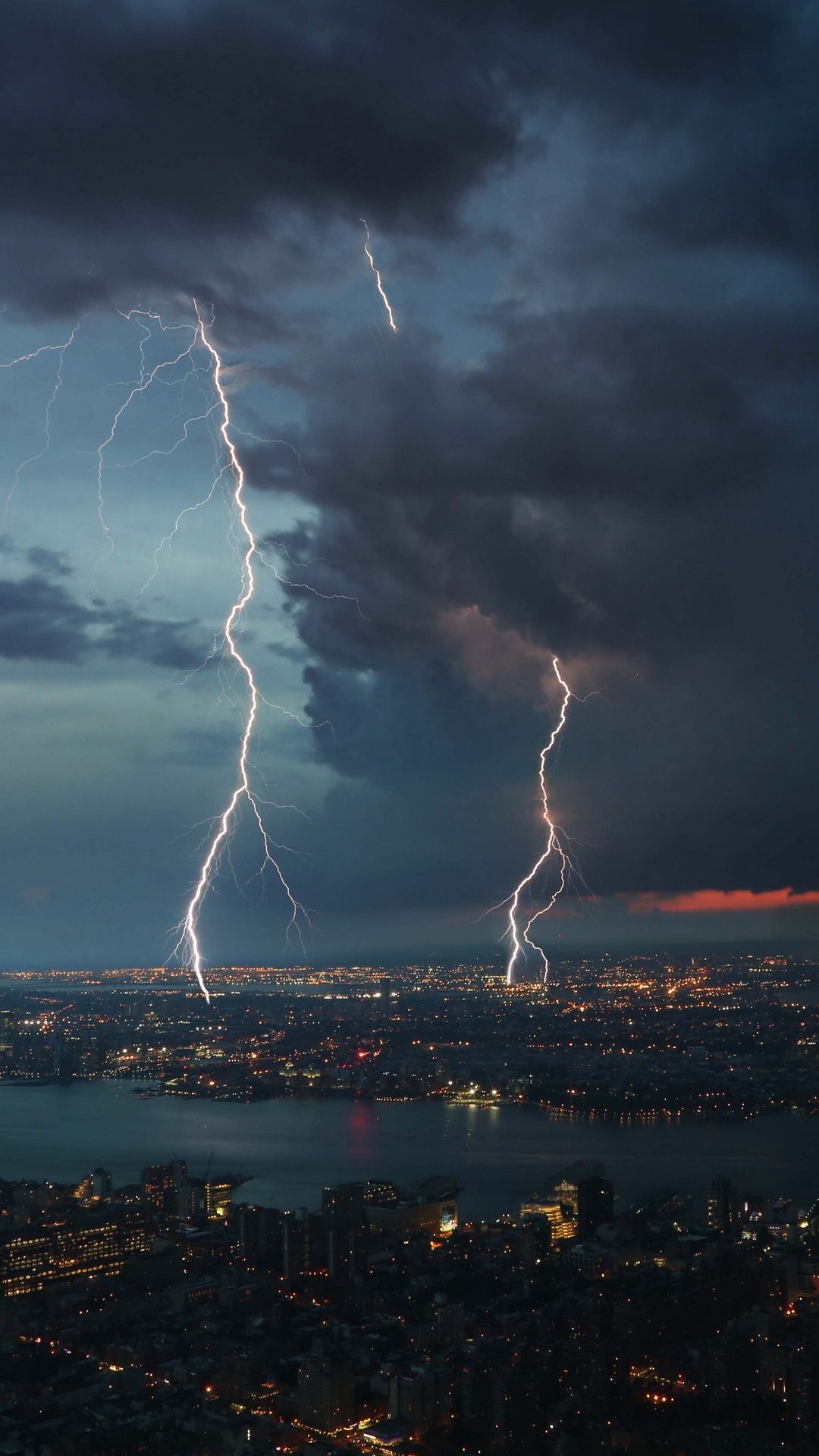 Lightning Aesthetic Wallpaper