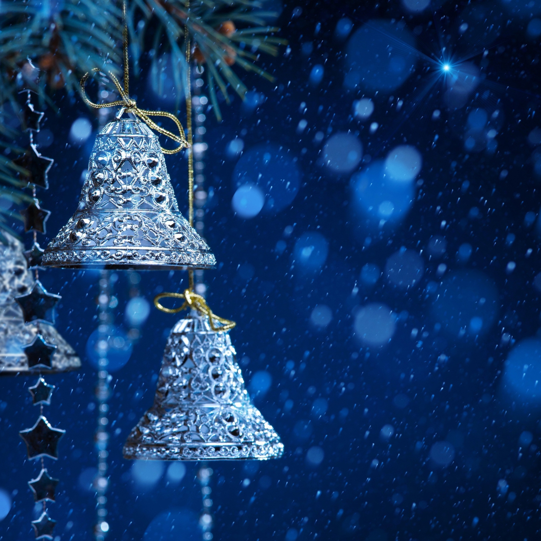 Snowfall Night Christmas Bell Ornaments Holiday Pfp Wallpaper