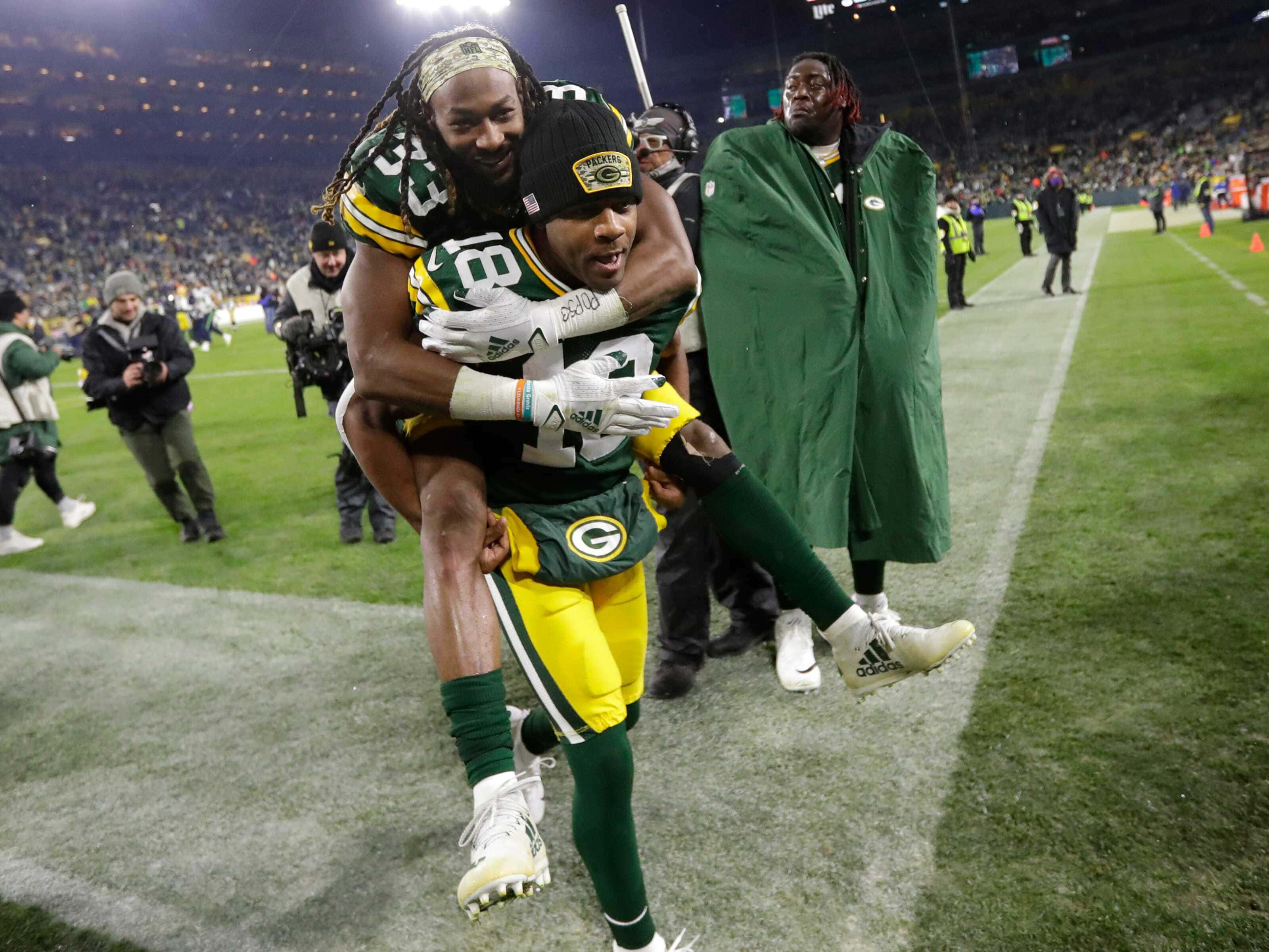 Aaron Jones Nfl Runningback Wallpaper