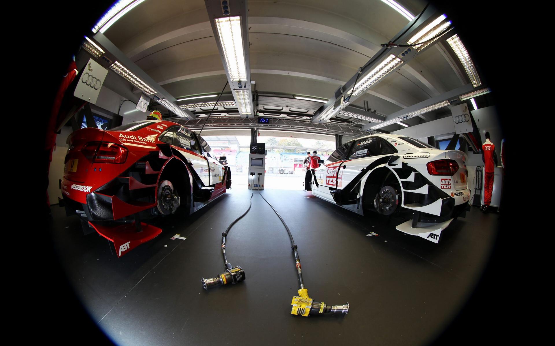 Audi Motorsport Garage Paddok Wide