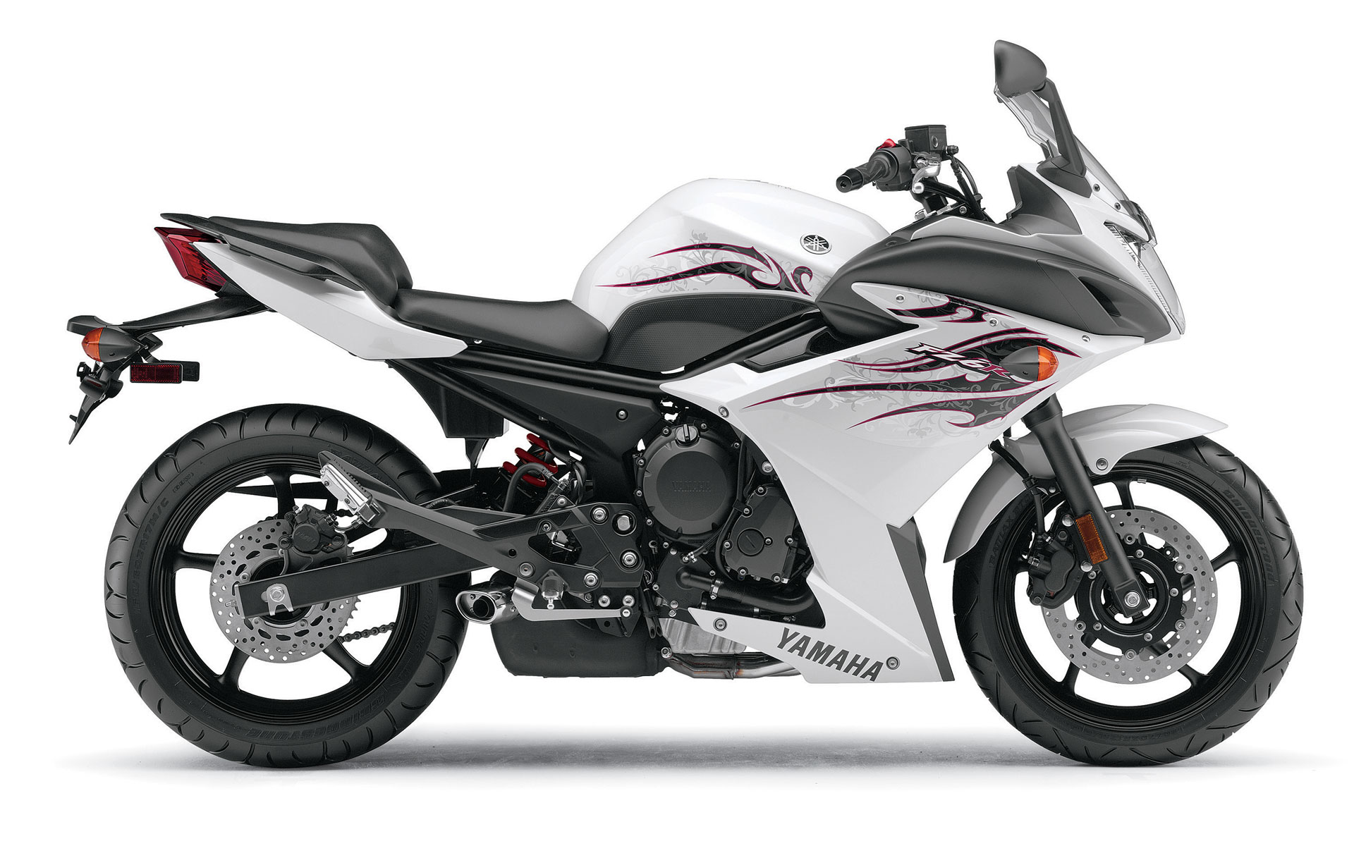 Wallpaper 4k Yamaha Fz6r White Concept