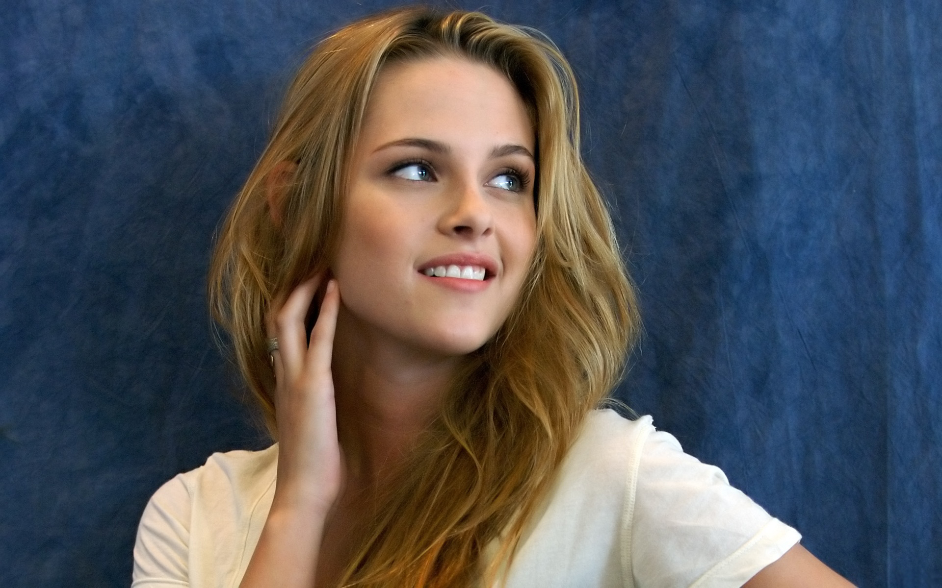Kristen Stewart Celebrities Wallpaper Smile Hot