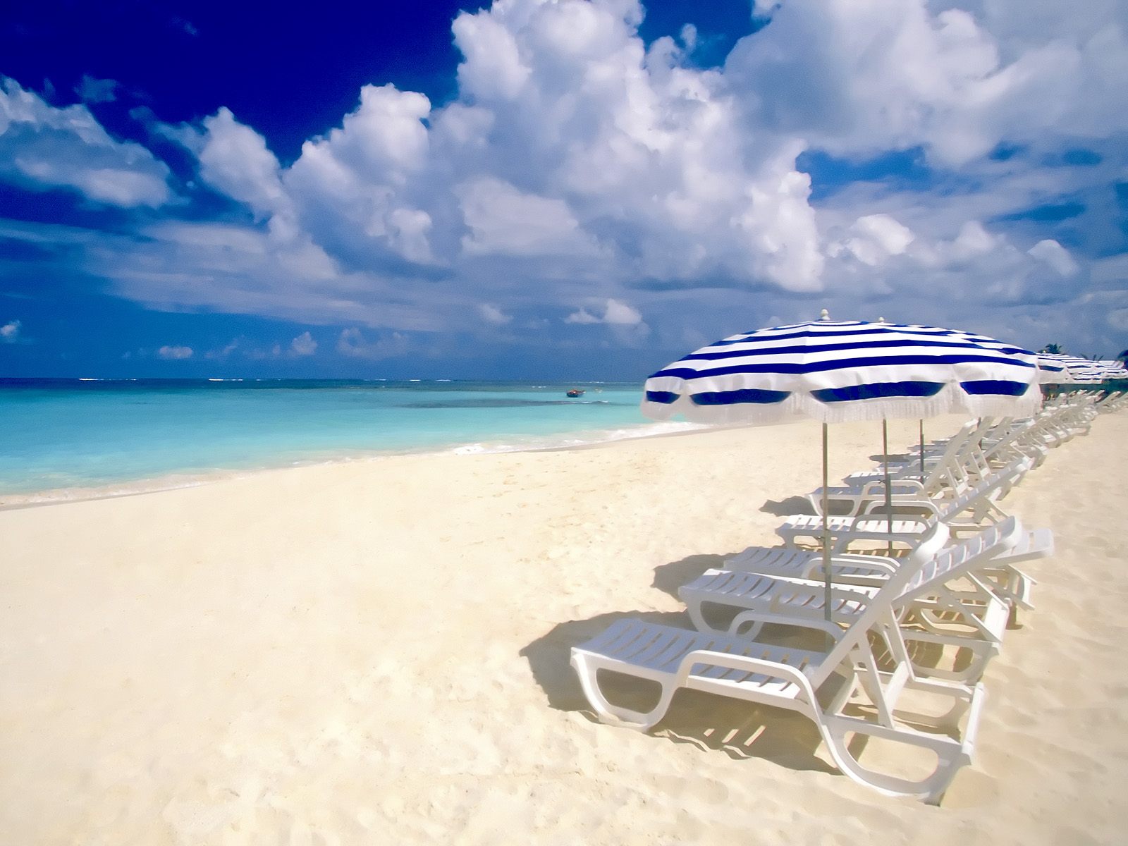 Pretty Beach Scene Photo Sharing Florida Resorts