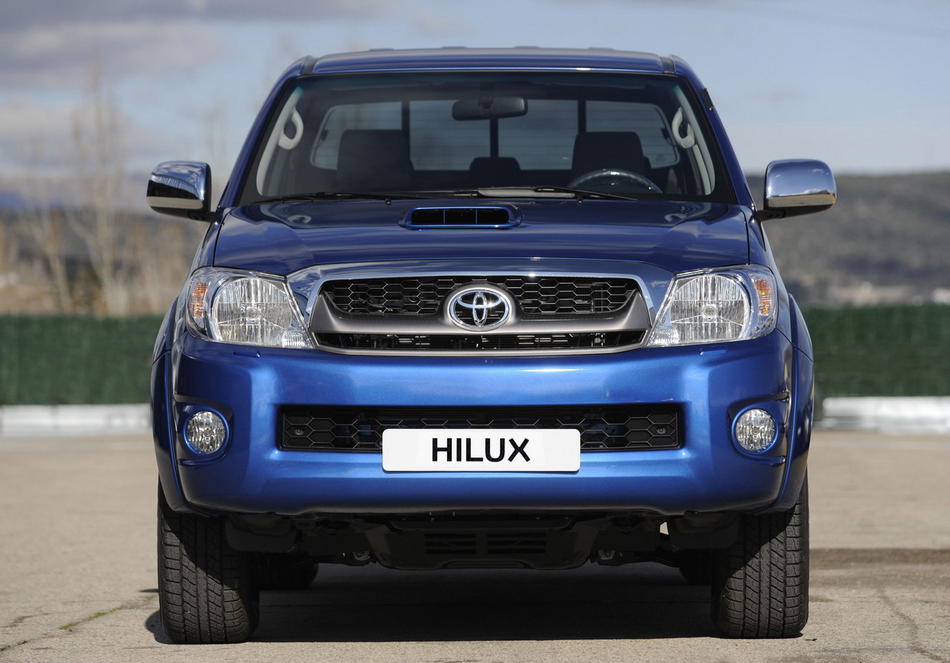 auto carz zone 2012 Toyota Hilux wallpapers