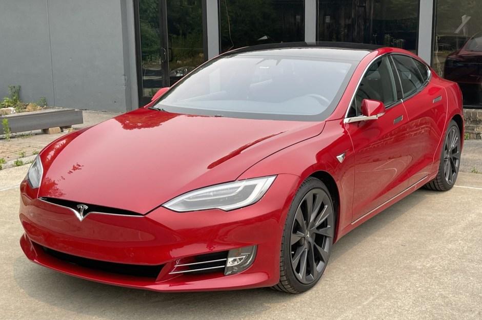 No Reserve 19k Mile Tesla Model S 75d For Sale On Bat