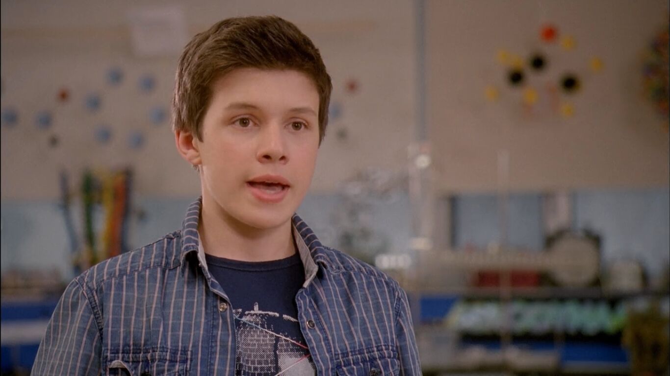 Picture Of Nick Robinson In Frenemies