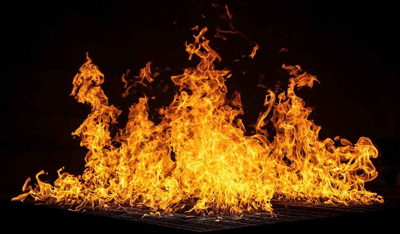 Putting Off Fire With Sound Sounds Unbelievable Wallpaper