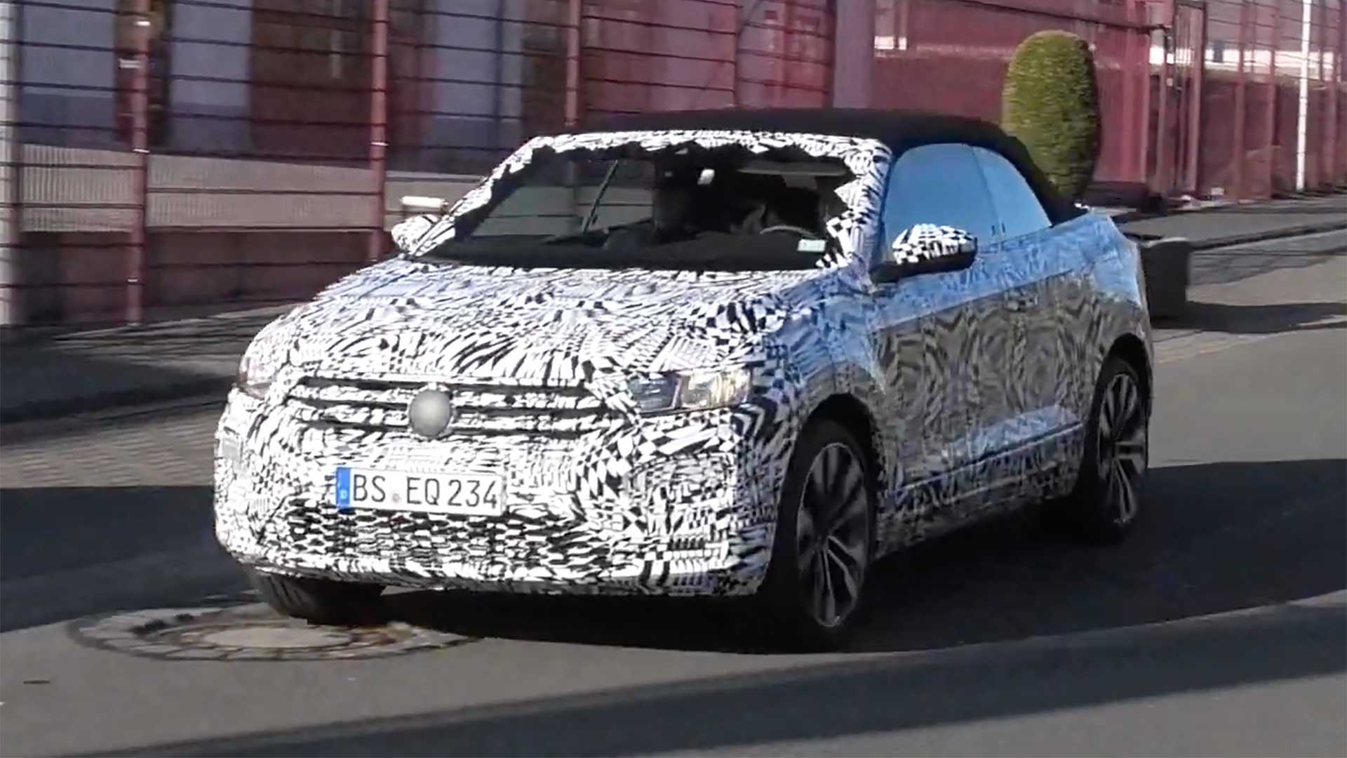 Volkswagen T Roc Cabrio Covered In Camo Caught On Video