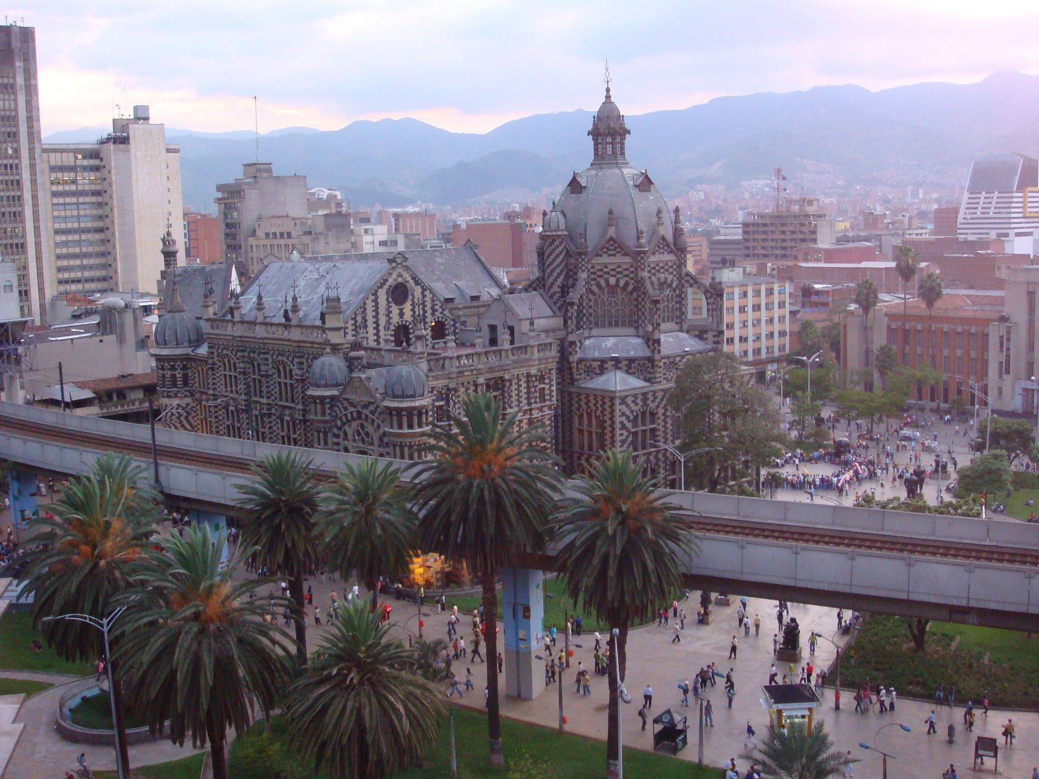 Medellin Wallpaper