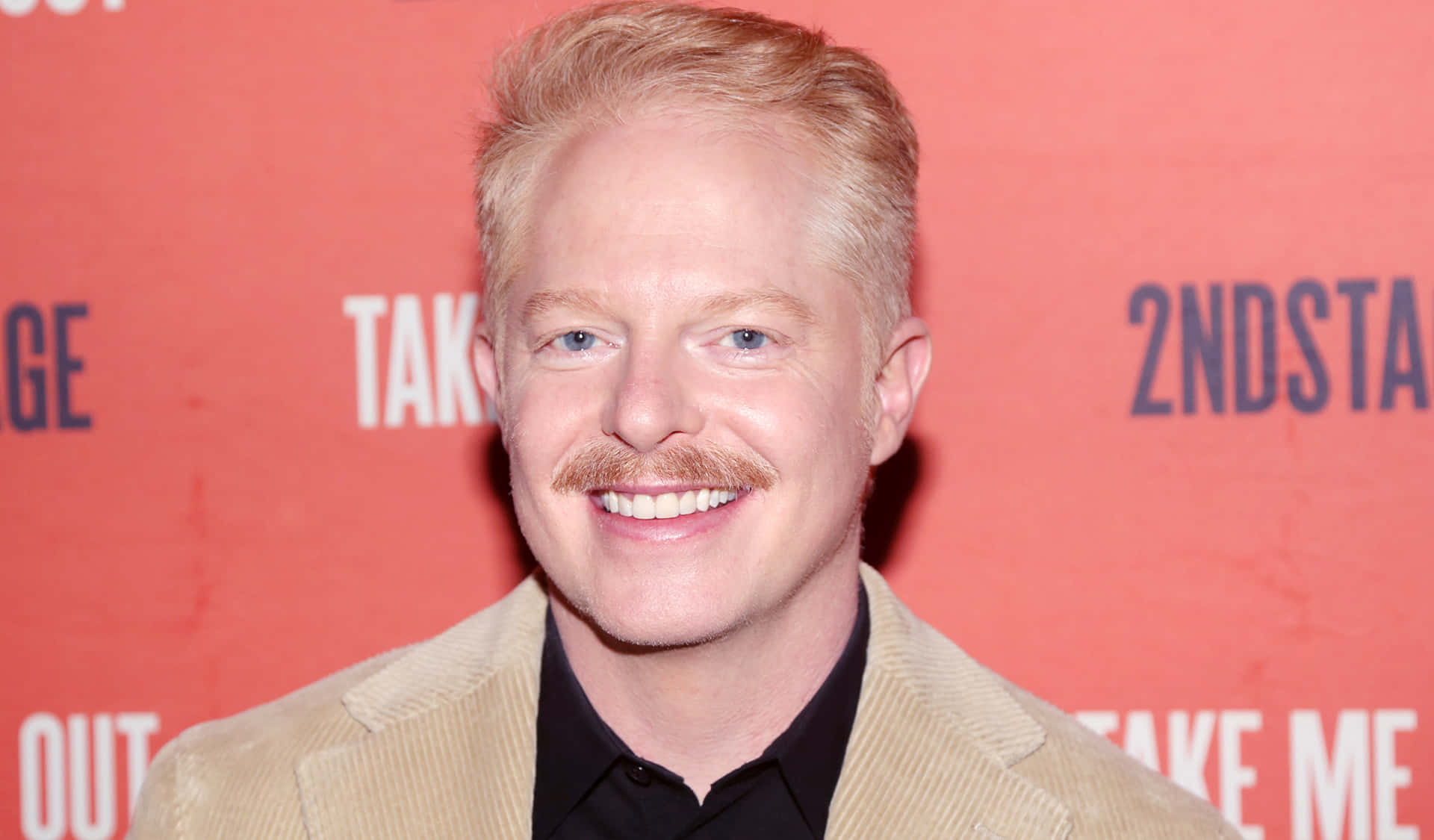Jesse Tyler Ferguson Wallpaper