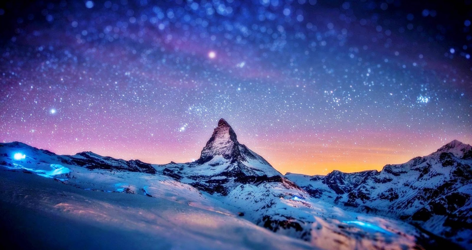 Snow Mountain in night 1600x850