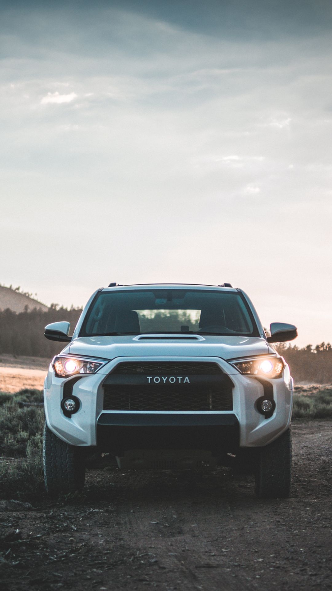 Wallpaper Mitsubishi Toyota Pickup Truck Bumper Car