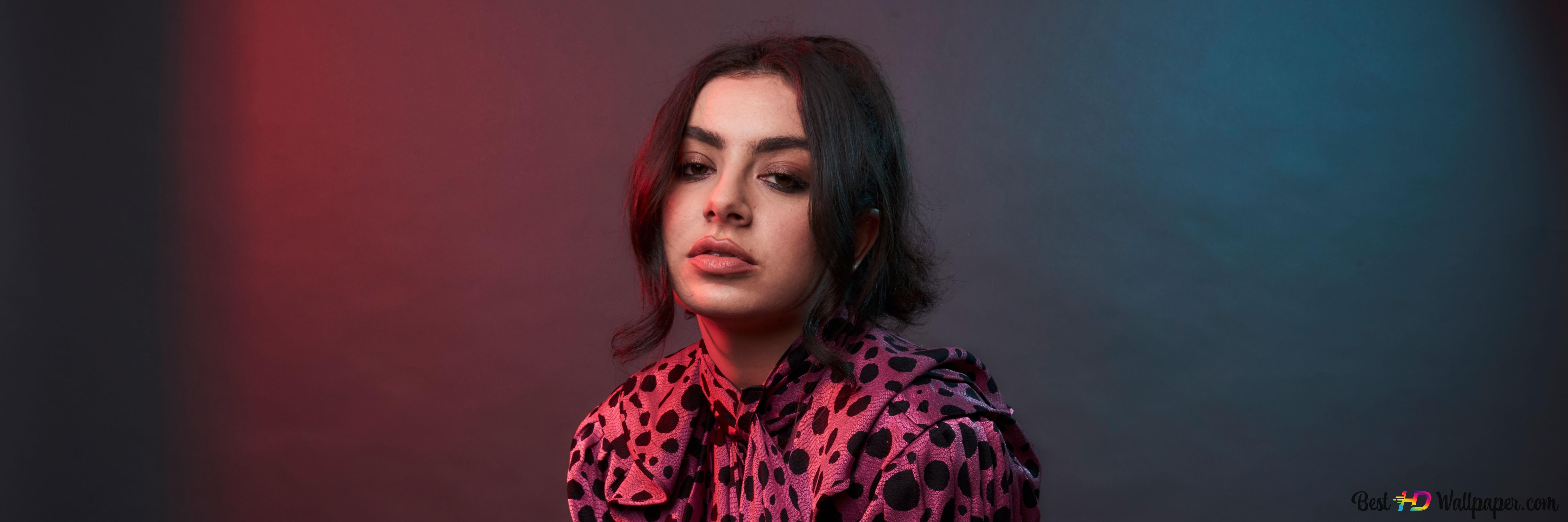 Charli Xcx Wallpaper