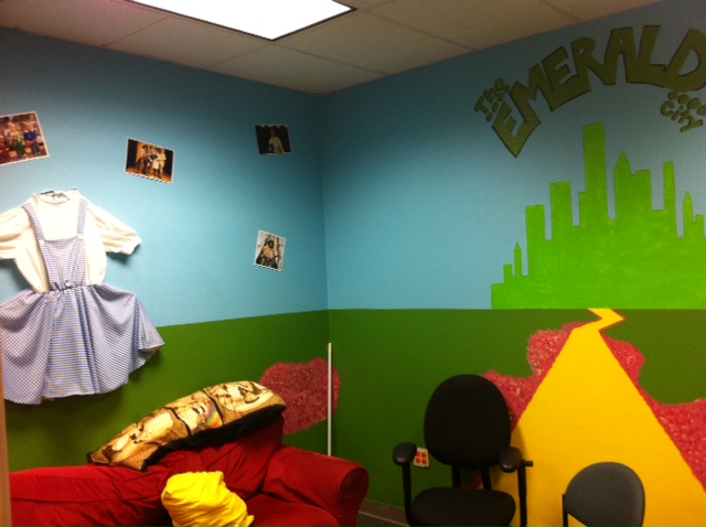 Take A Look At These Awesome Wizard Of Oz Bedroom Images