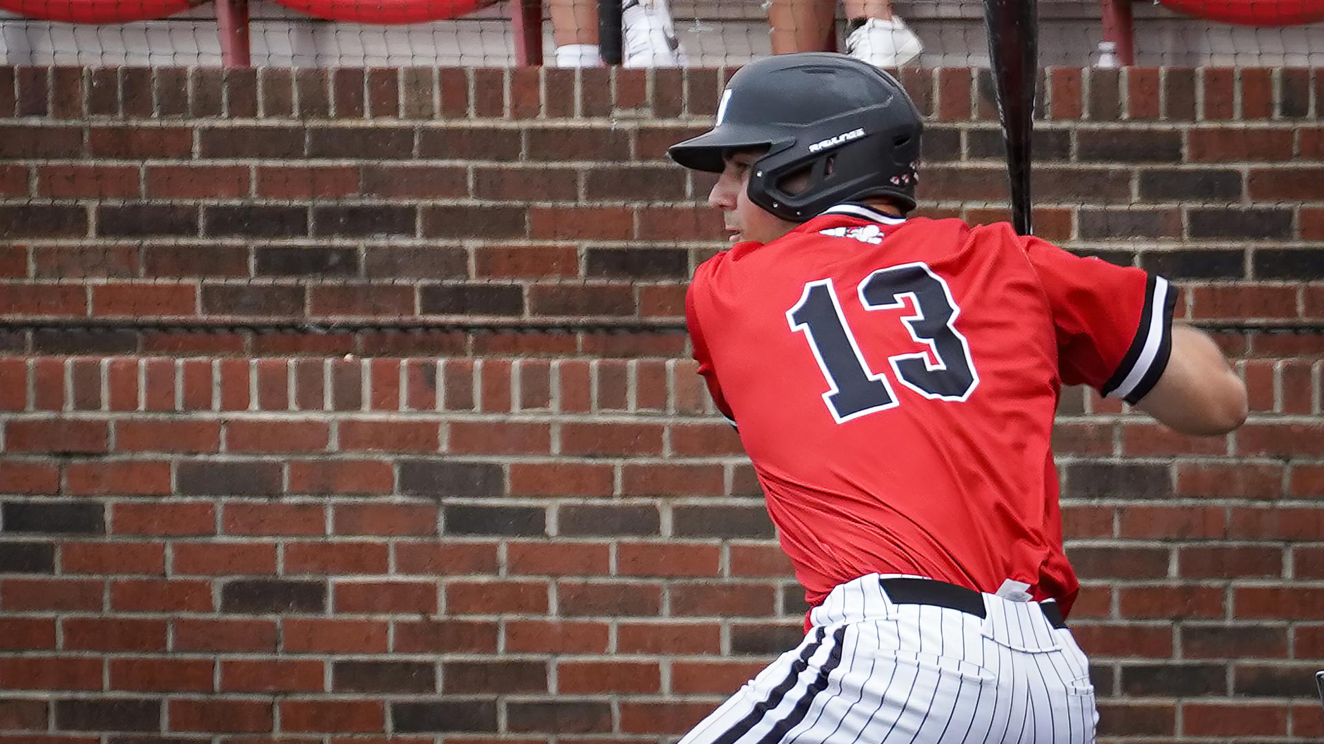 Gardner Webb Baseball Clinches Series With 16 5 Win Over Winthrop