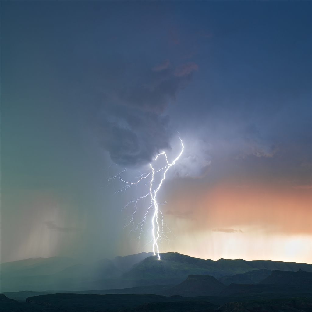 Mountain Struck By Lightning iPad Air Wallpaper