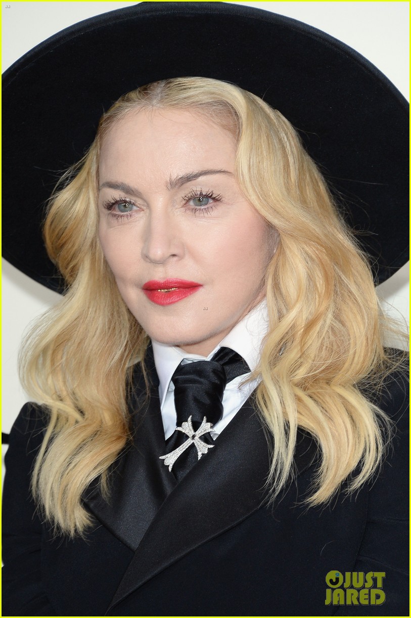 Galleryhip Madonna Grammys Red X