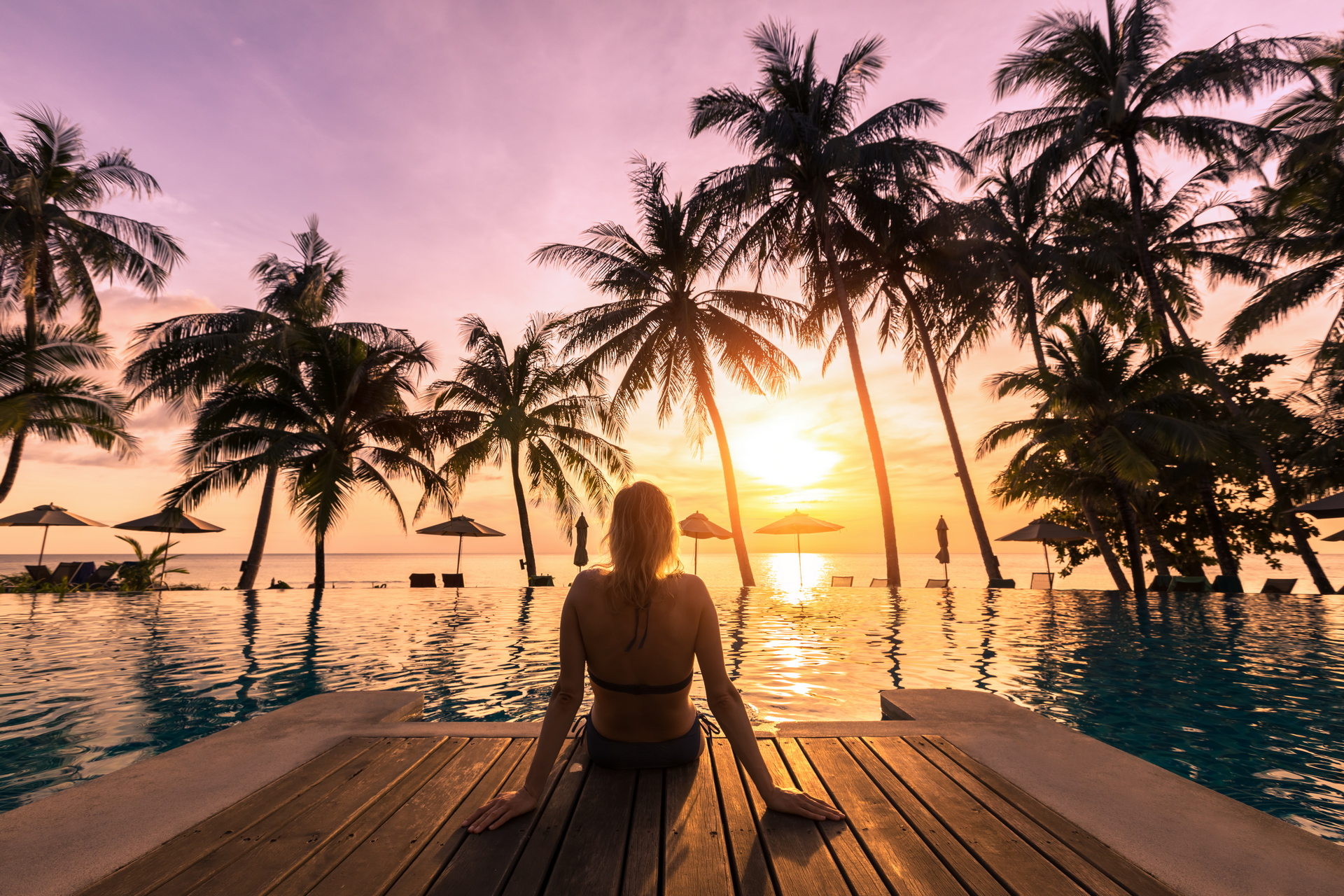 Relax Ocean Palm Tree Woman Bikini HD Wallpaper