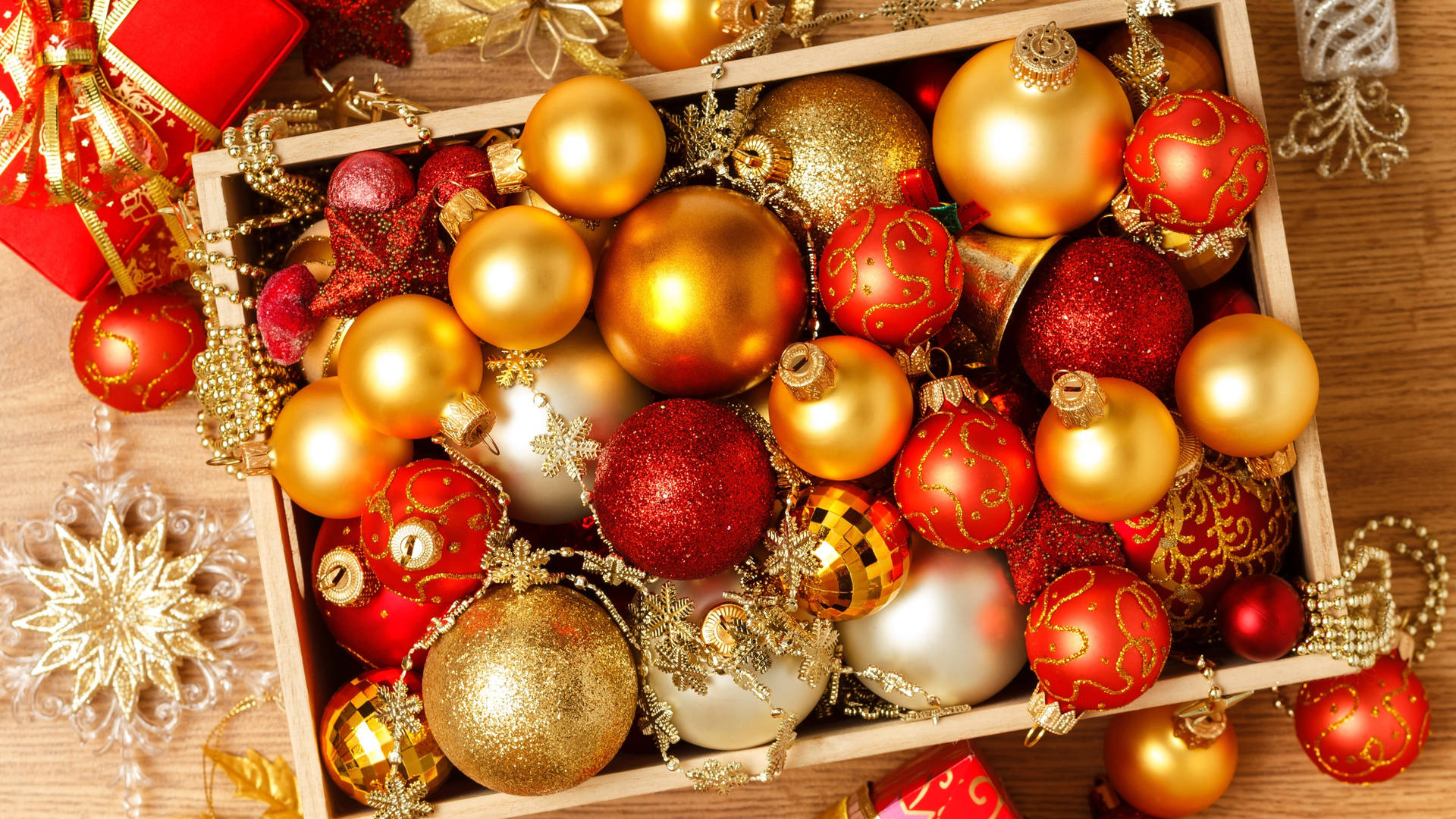 Top Christmas Balls Wallpaper Full HD 4k To Use