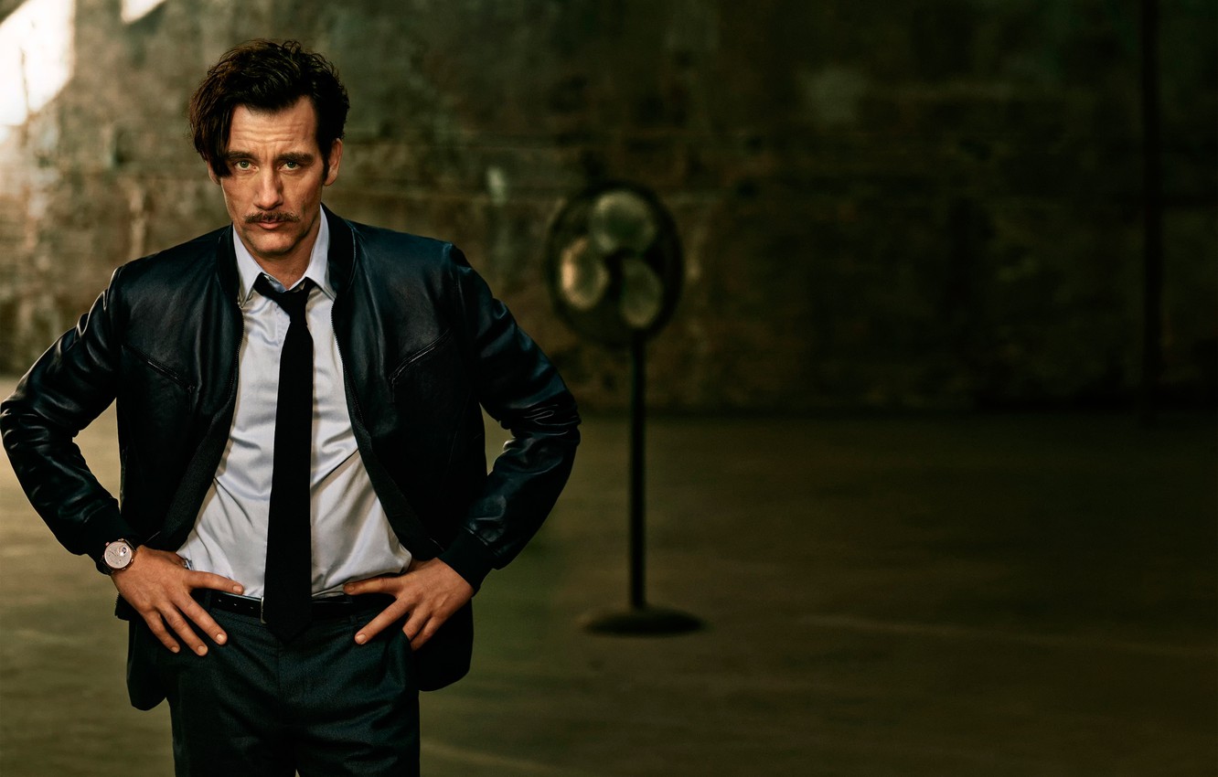 Wallpaper Photoshoot Clive Owen Gq Style