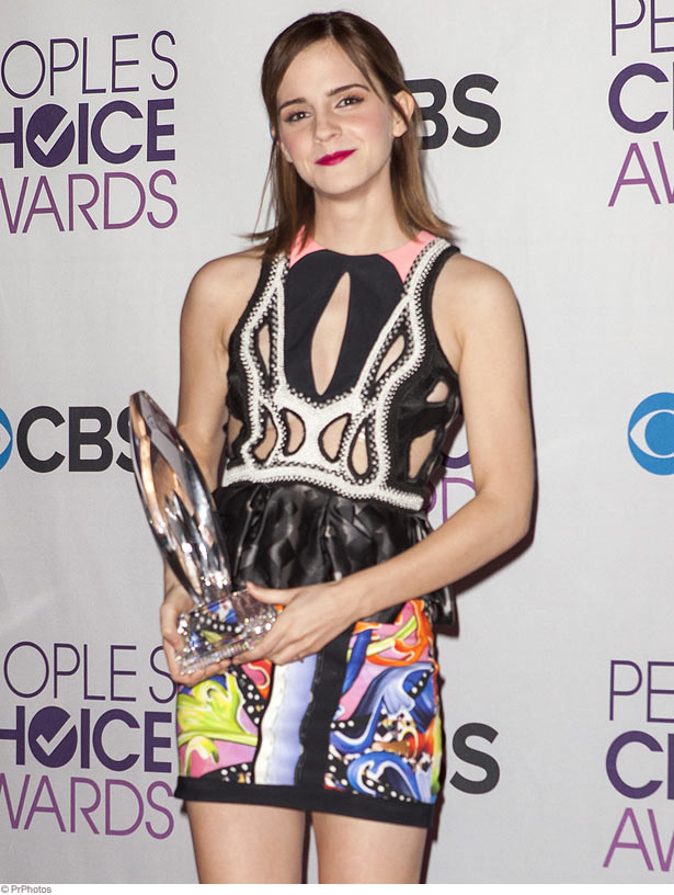 People S Choice Awards Video Description Emma Watson Wins At