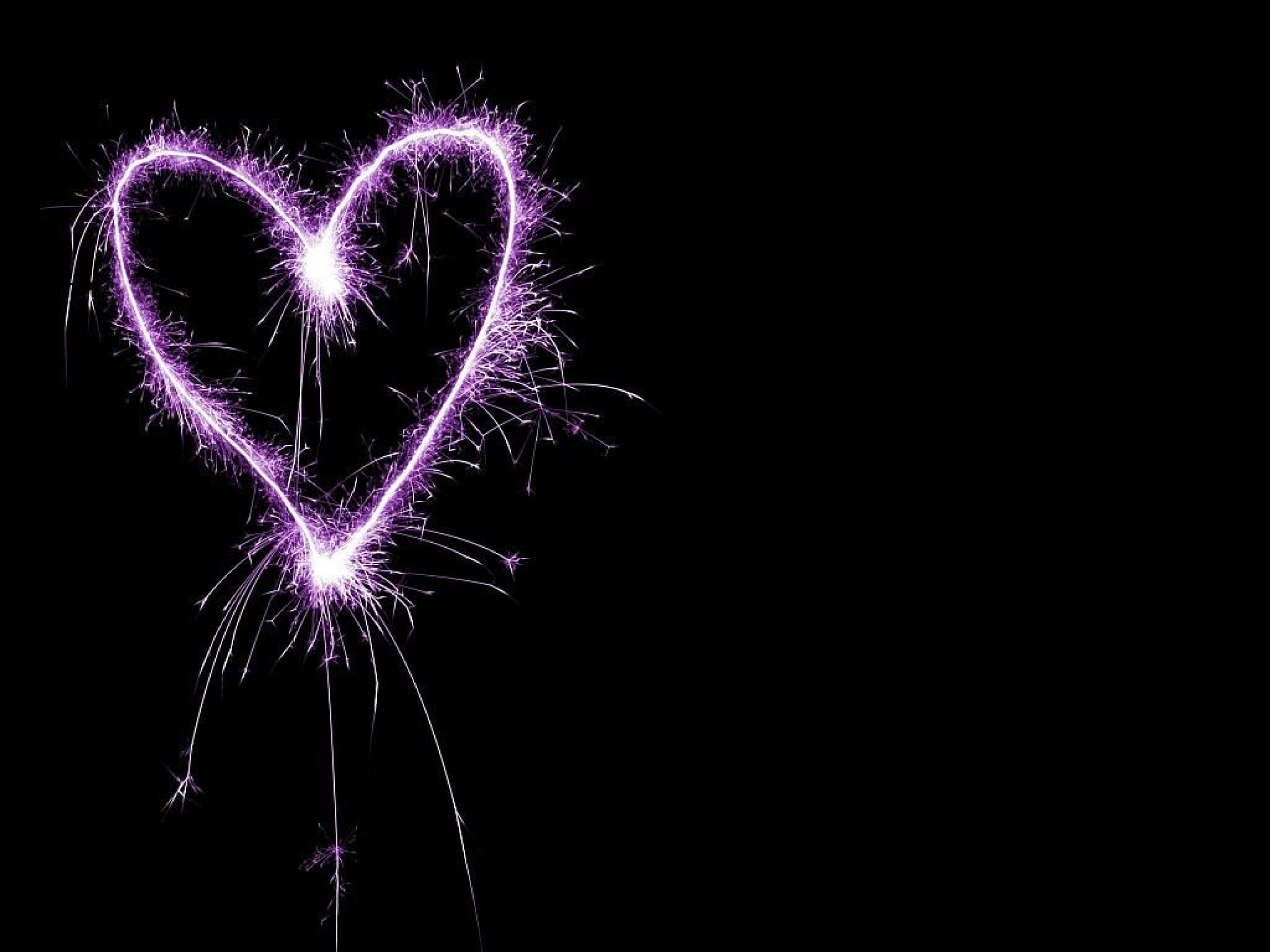 Free download Wallpaper Purple Heart Black Background iPad wallpapers  backgrounds [2560x1920] for your Desktop, Mobile & Tablet | Explore 72+  Purple And Black Background | Black And Purple Background, Purple And Black