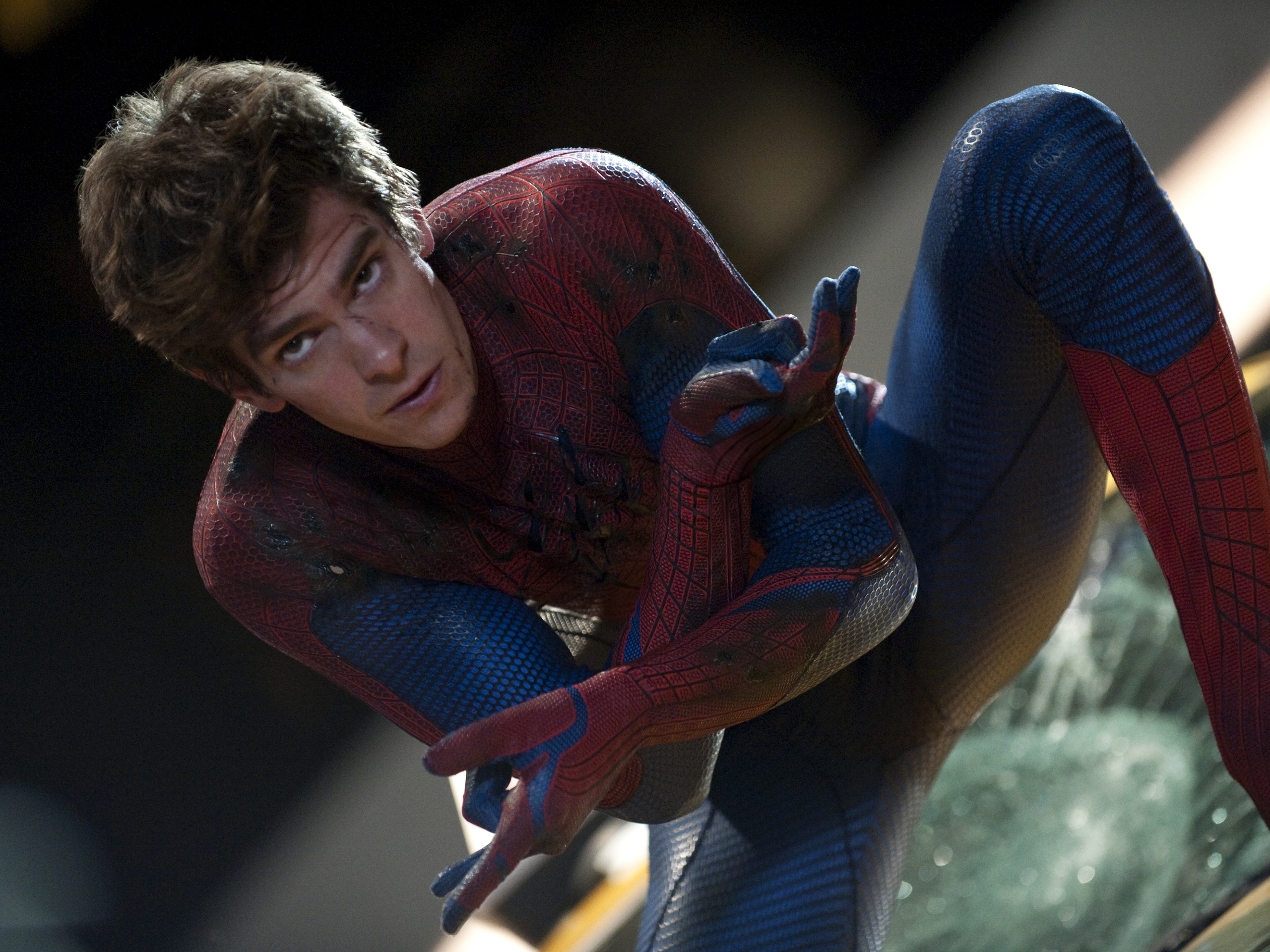 Andrew Garfield The Amazing Spider Wallpaper